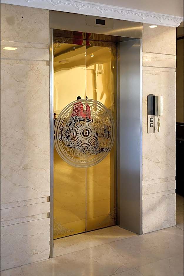 Diamond Hotel