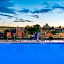 Holiday Inn Express and Suites Lake Havasu London Bridge By IHG