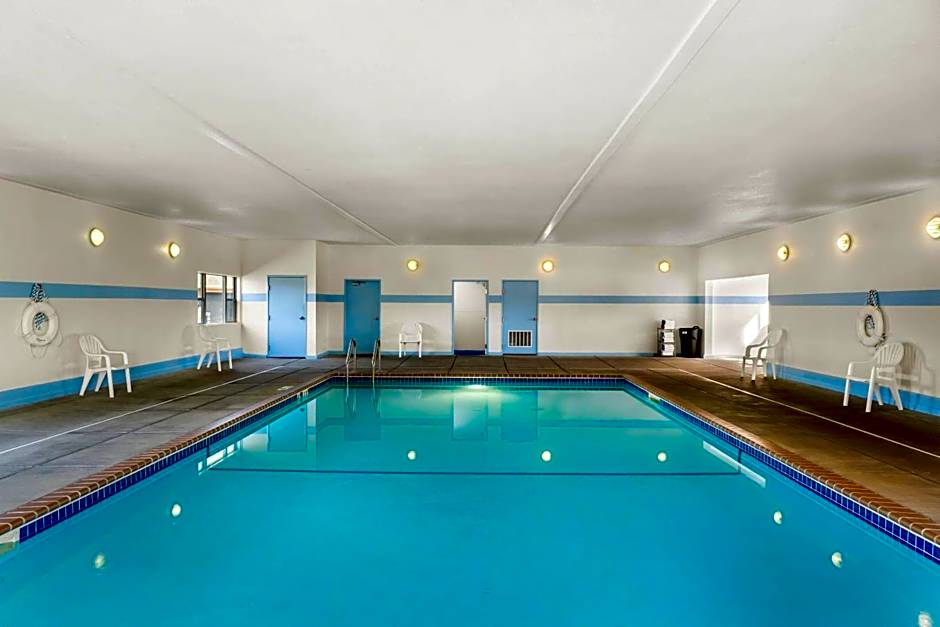 Econo Lodge Miles City I-94