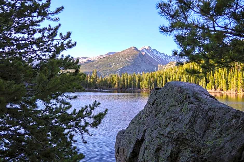 Trailborn Rocky Mountains Outpost
