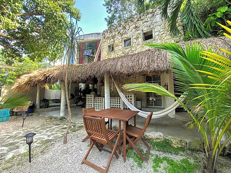 Elmar Hostel