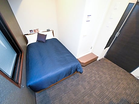 Double Room with Small Double Bed - Non-Smoking - Small Dog Friendly