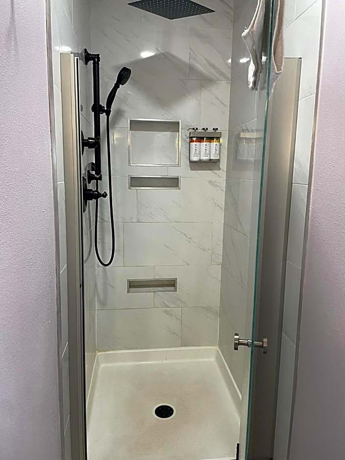 Sugarloaf Mountain Motel