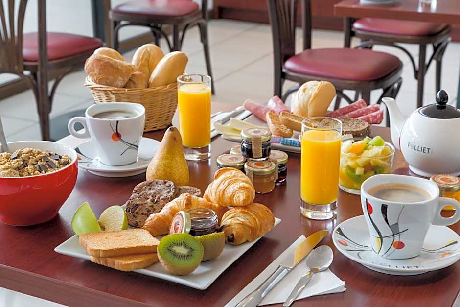The Originals City, Hotel Helios, Roanne Nord (Inter-Hotel)
