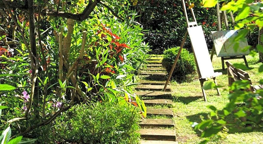 Stop and Go Boutique Hotel Since 1982