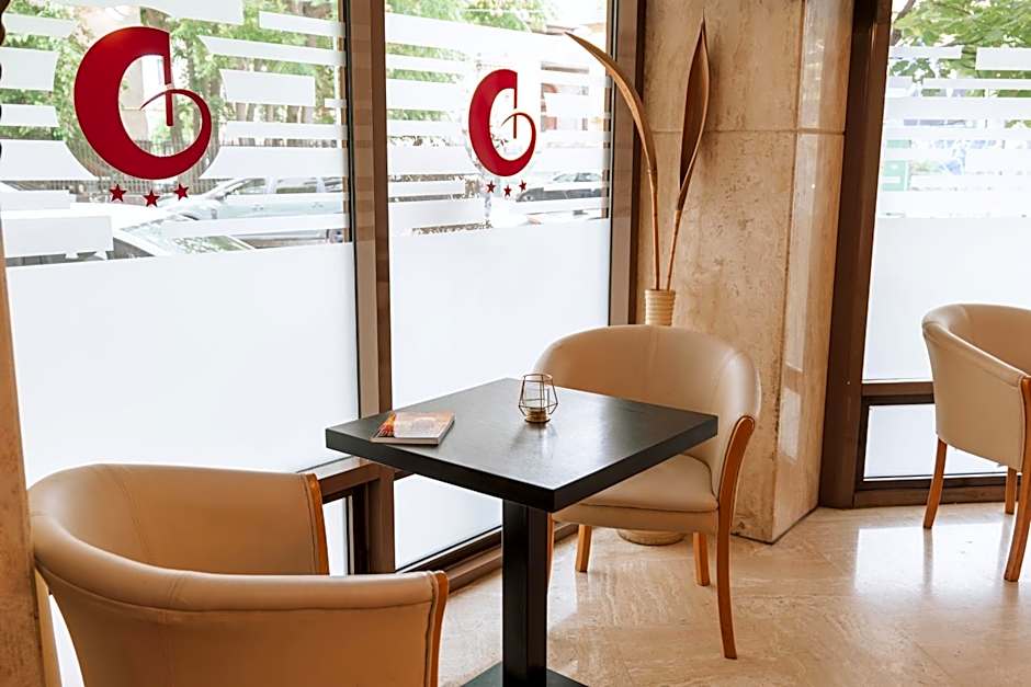 Hotel Duke Armeneasca City Center