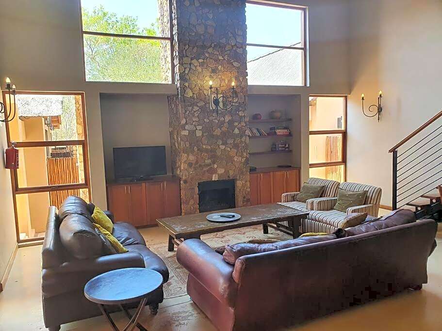 Zebula Golf and Wildlife Estate - Nagapie 12 Pax- Moi Signature Luxury villa