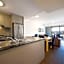 Oaks Brisbane Mews Suites