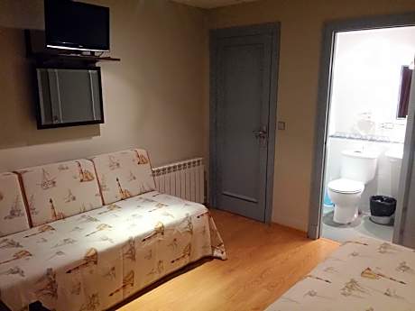 Economy Double or Twin Room