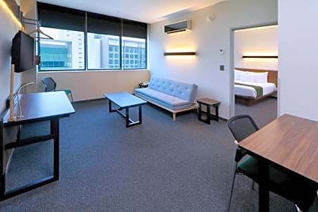 City Express Plus by Marriott Ciudad de México Santa Fe