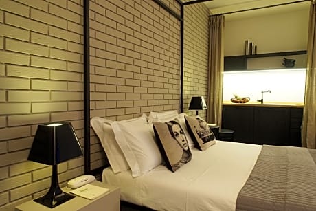 1 Junior Suite Non-Smoking