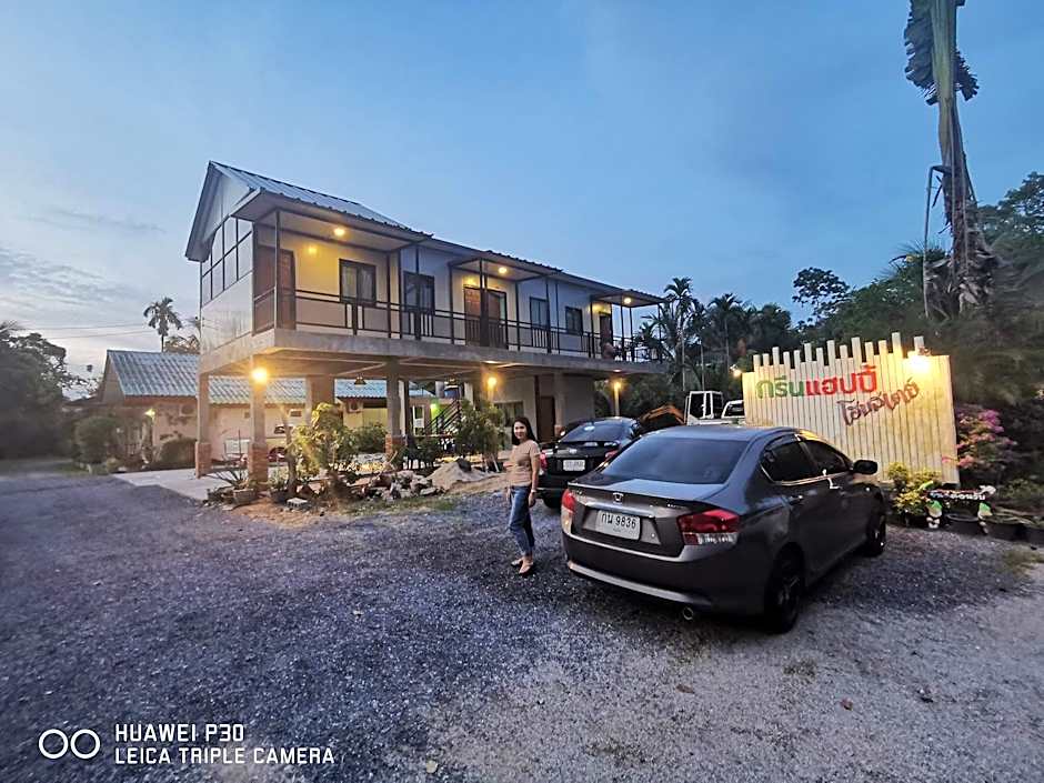 Green Happy Homestay 