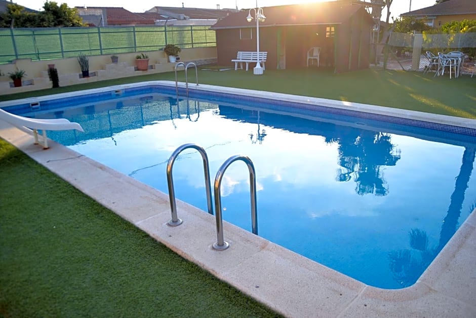 Posada Chloe Santiago