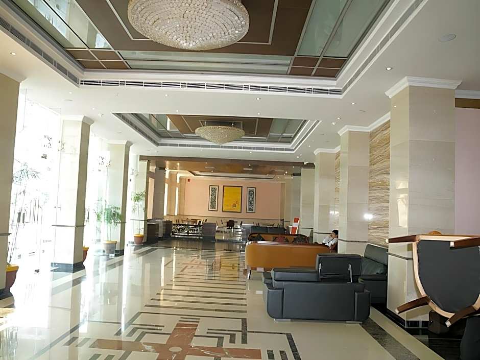 Hotel Saffron Kiran