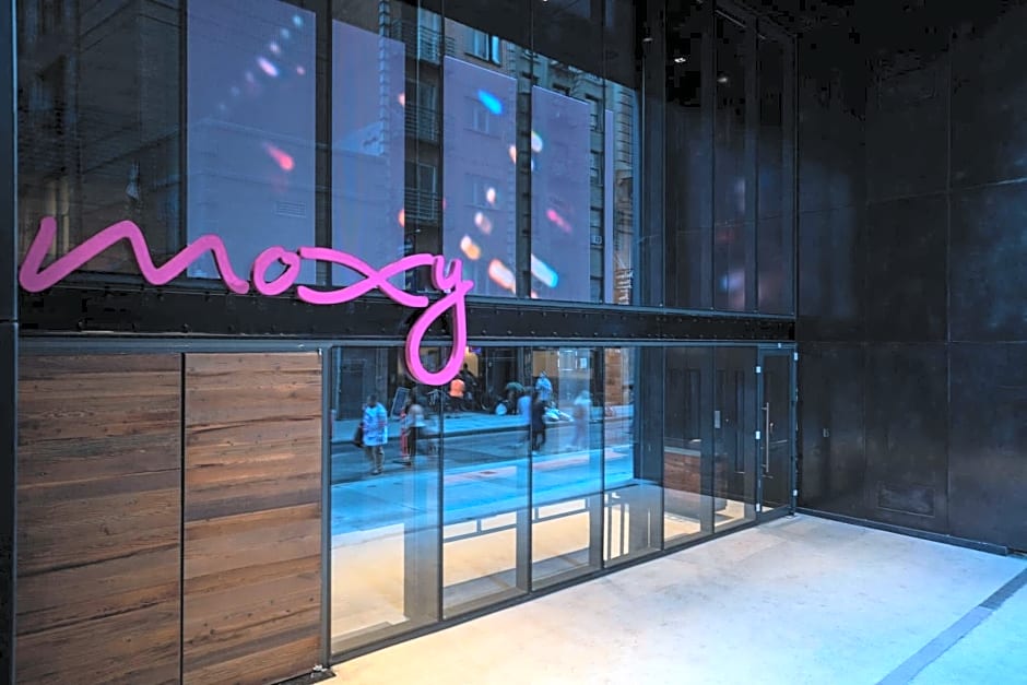 Moxy by Marriott NYC Downtown