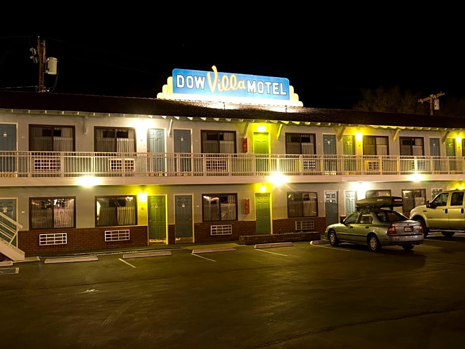 Dow Villa Motel