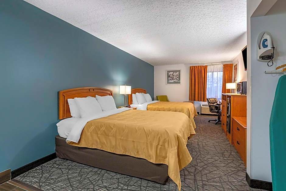 Quality Inn Youngstown