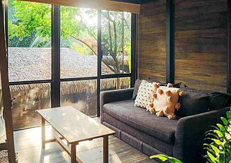 Queen Room with Garden View