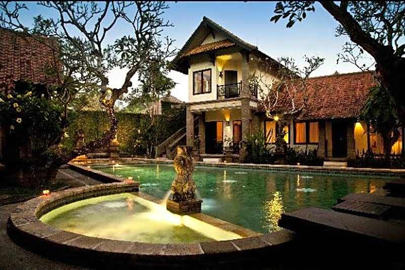 Puri Mesari Hotel