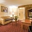 MCM Elegante Hotel & Suites