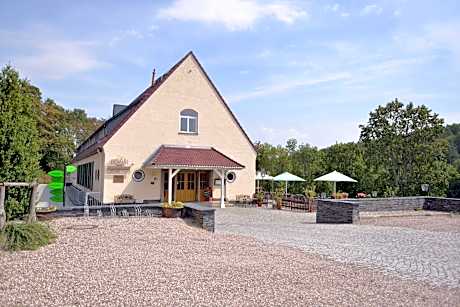 Land- und Golfhotel Alte Fliegerschule