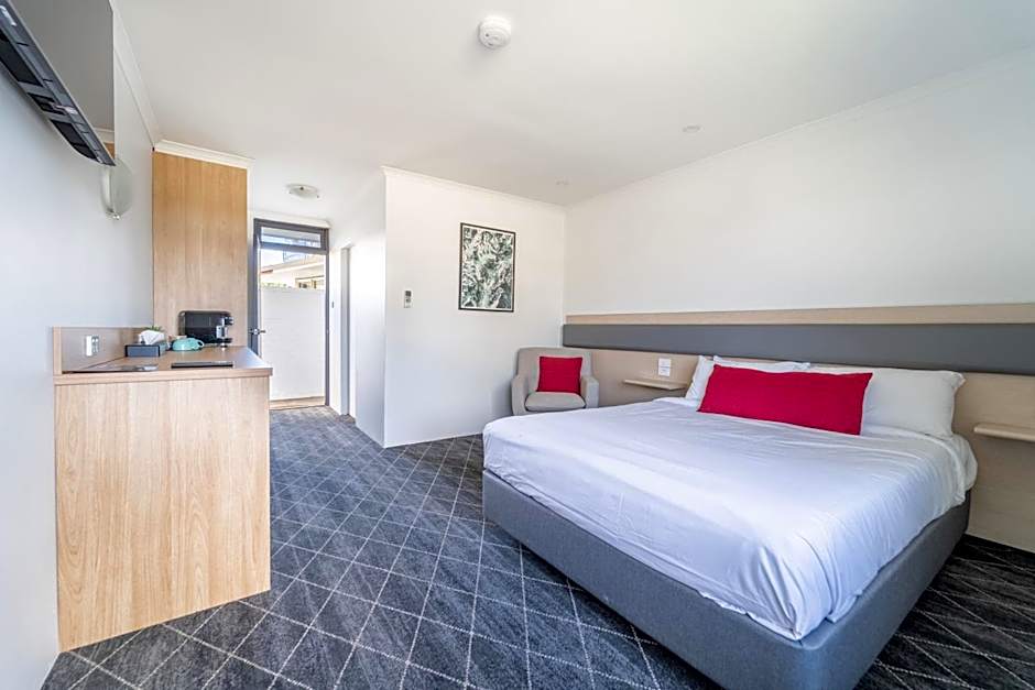 Lakeview Hotel Motel