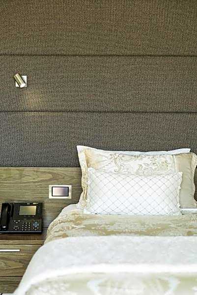 Photo 1 of 40 of Suite