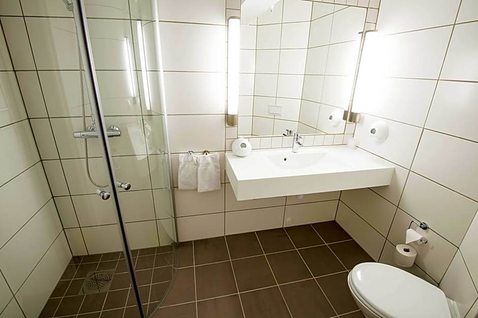 Dolmsundet Hotell Hitra