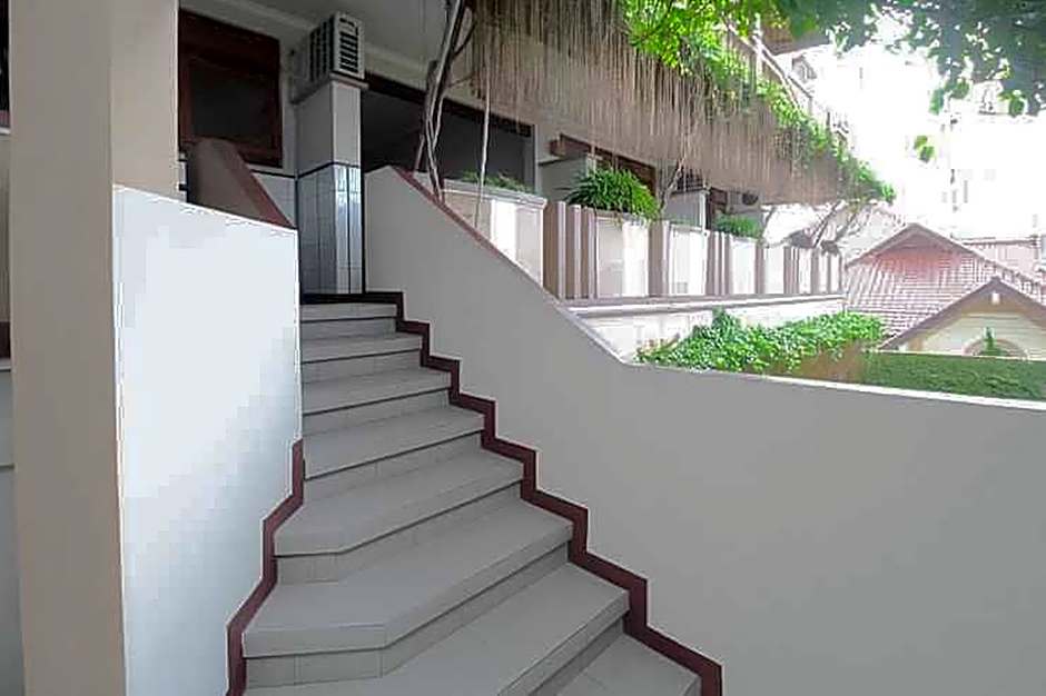 Hotel Lestari Near Lippo Plaza Mall Jember