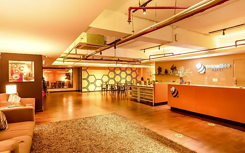 Yellow Bee Tangerang