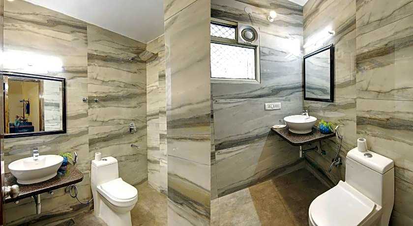 Hotel Persona International