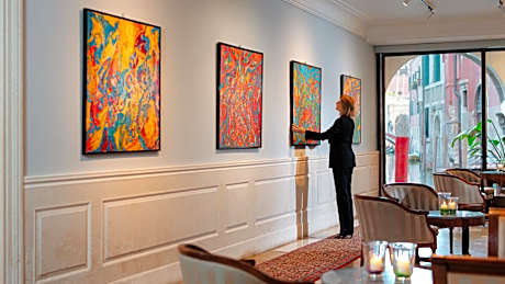 All'Angelo Art Hotel