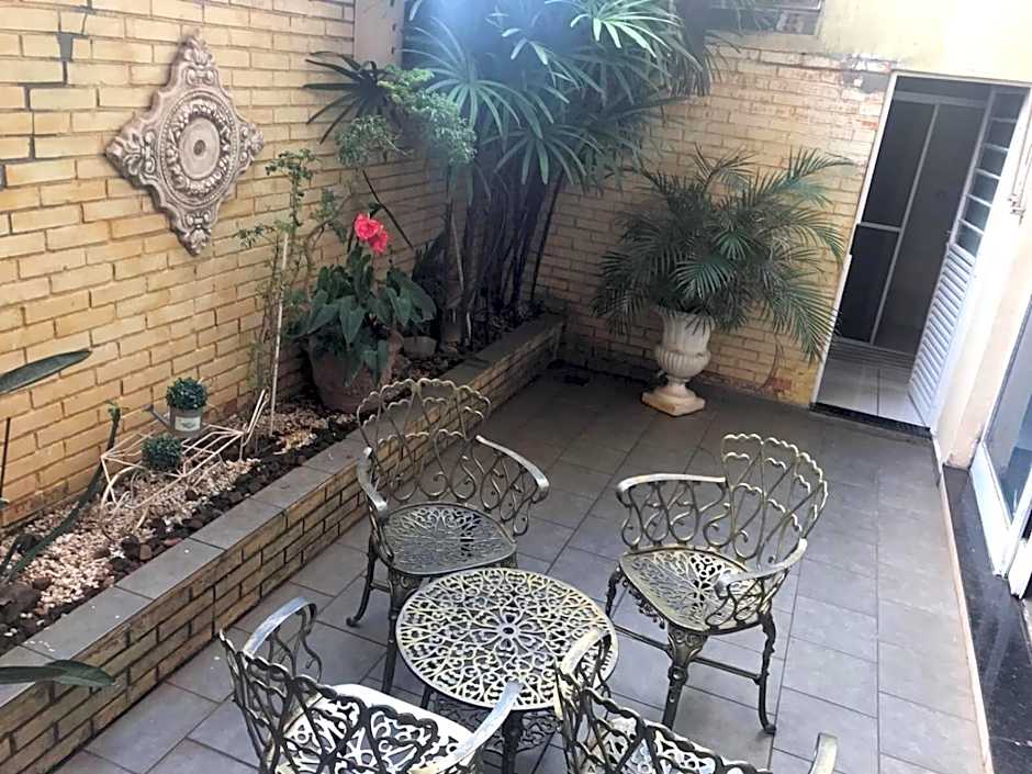 Pousada Hostel Universitário