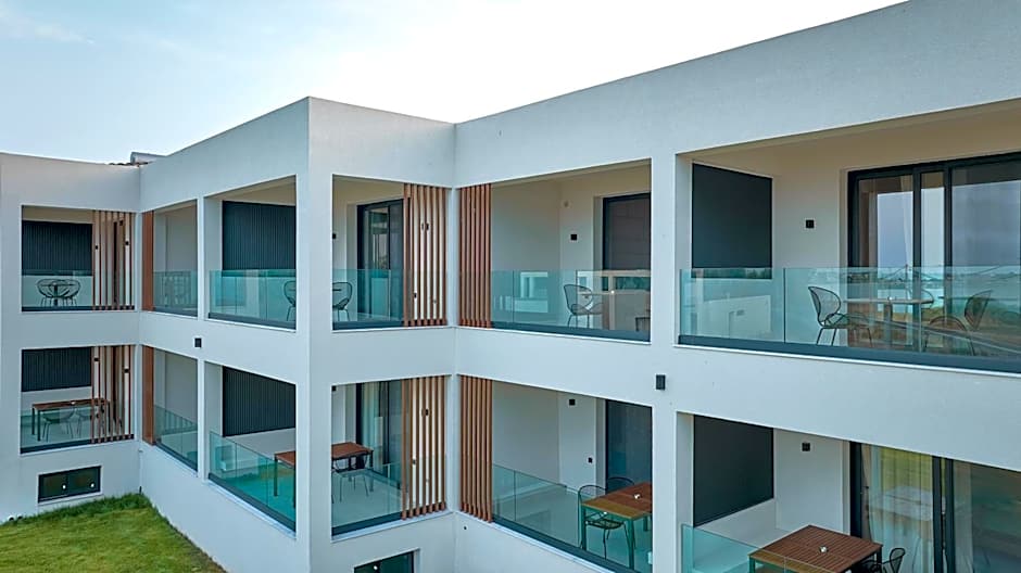 Casa Tsouka ApartHotel