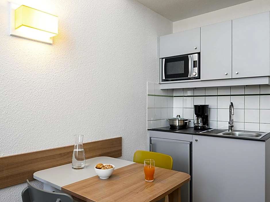 Aparthotel Adagio Access La Défense - Place Charras