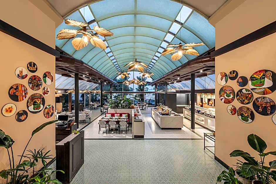 Vivanta Ernakulam, Marine Drive