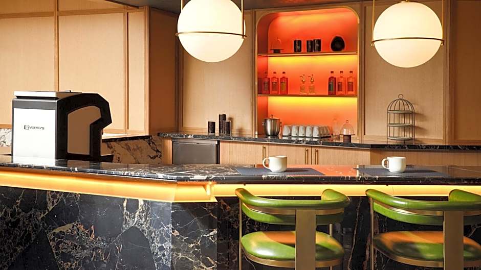 Burton House, Beverly Hills, A Tribute Portfolio Hotel
