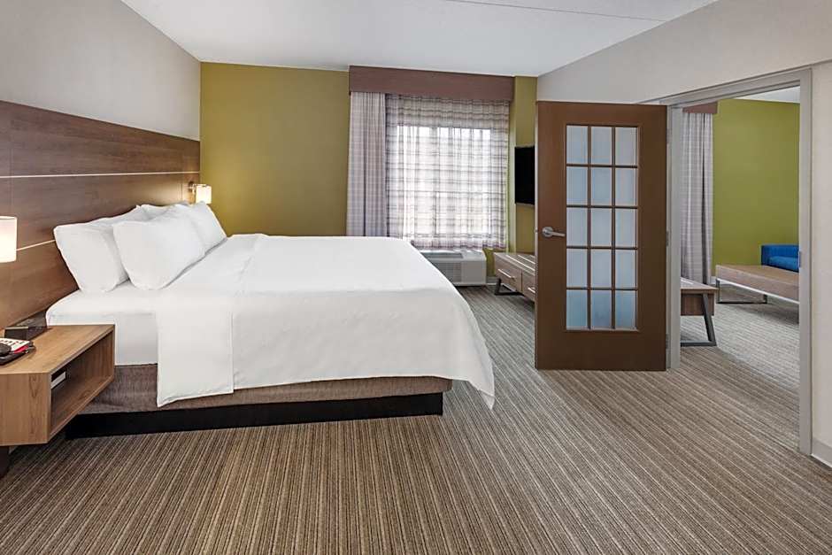 Holiday Inn Express Hotel & Suites Providence-Woonsocket By IHG