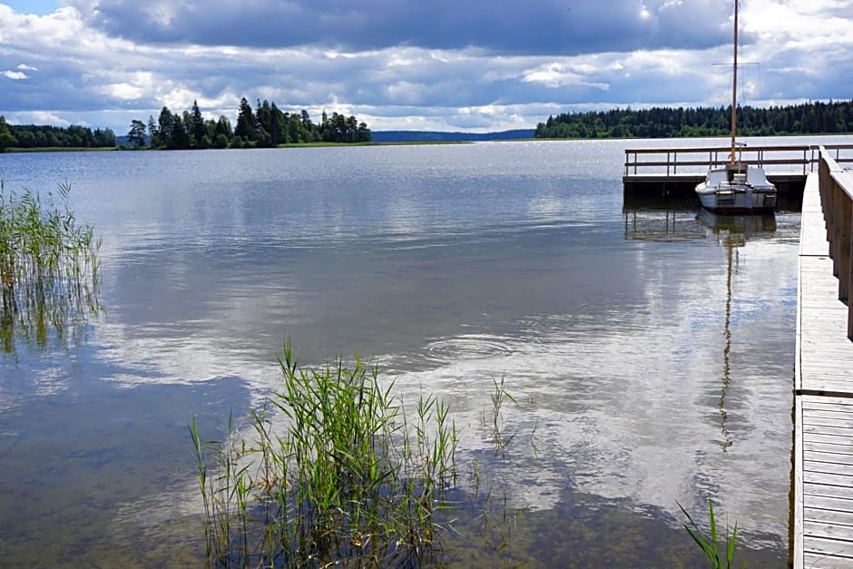 North Lakeside B&B Plateliai