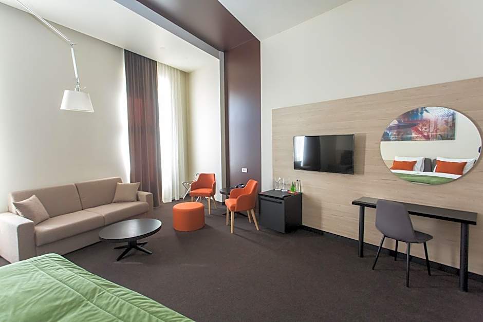 Hotel Grand Hedonist
