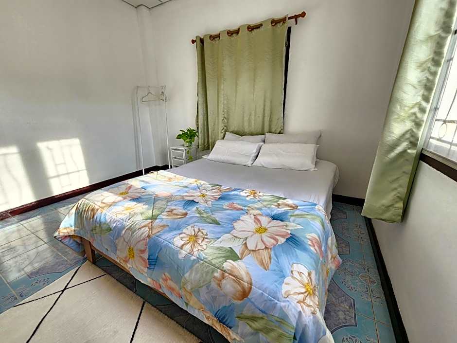 GOOD VIBE garden house Sattahip