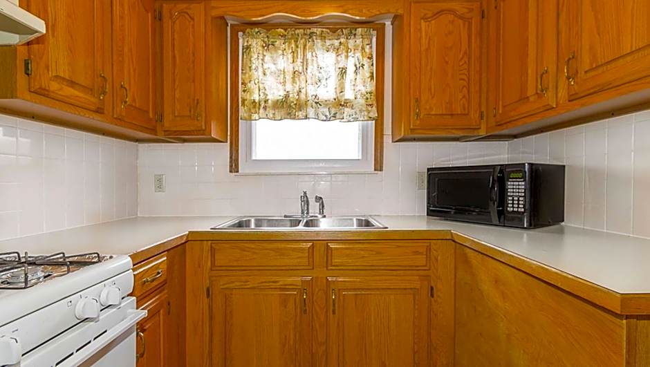 Magnuson Hotel Extended Stay Canton Ohio
