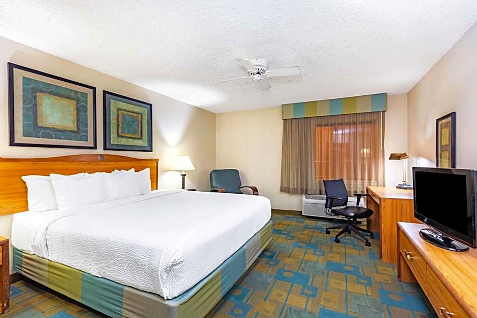 La Quinta Inn & Suites by Wyndham El Paso East