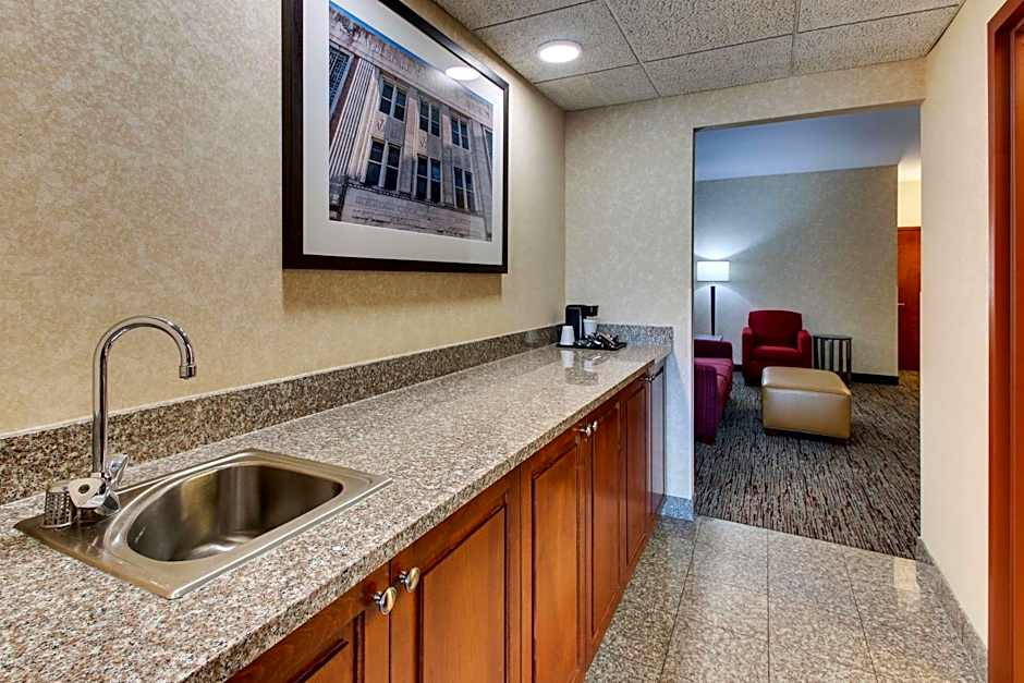 Drury Inn & Suites Meridian