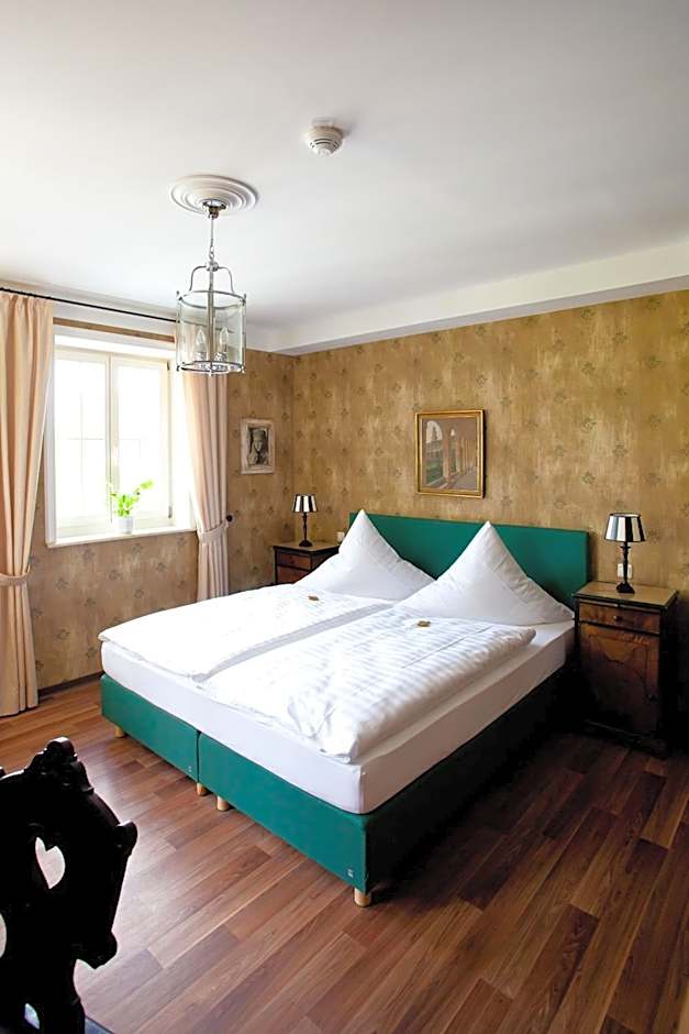 Gastwirtschaft & Hotel Hallescher Anger