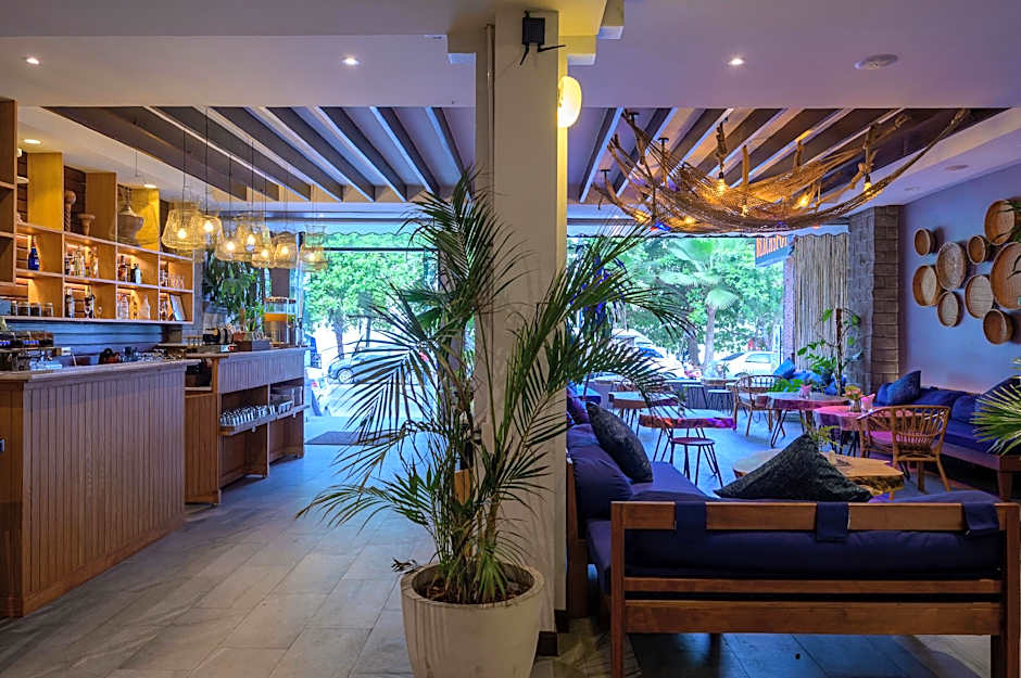 Quarter 09 Beach Hotel