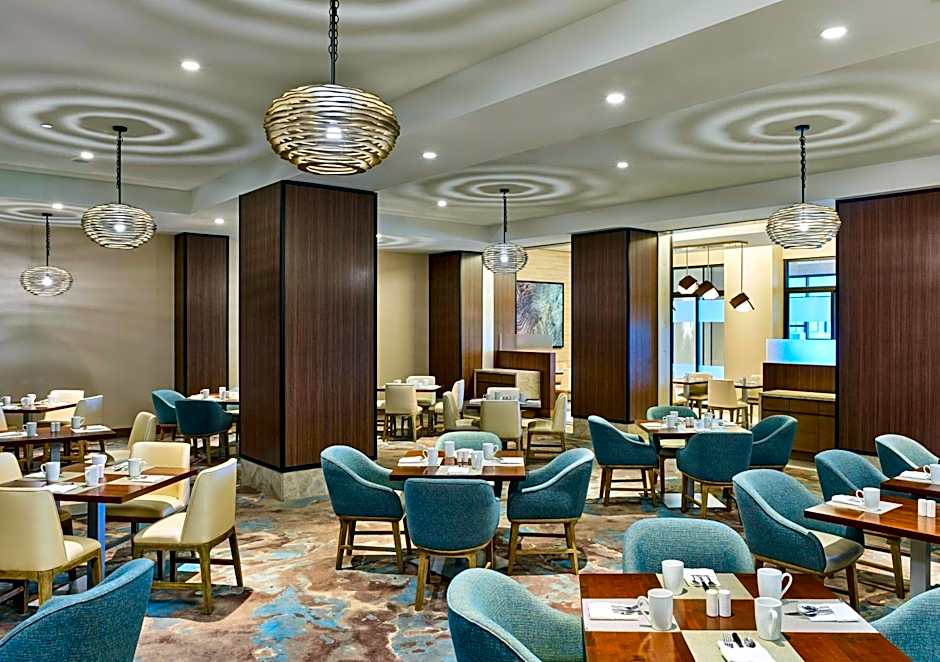 Hilton Los Angeles North/Glendale & Executive Meeting Center