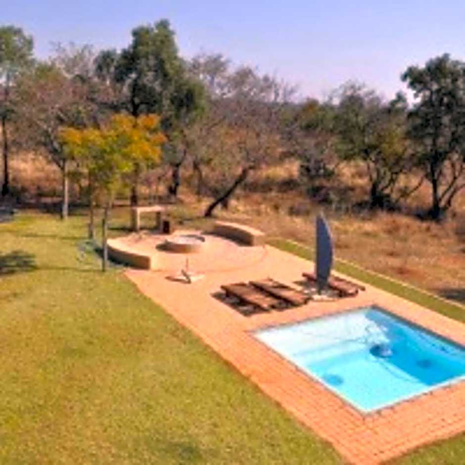 Zebula Golf and Wildlife Estate - Squirrel Pandemonium Pax 12 - Moi Signature Luxury villa