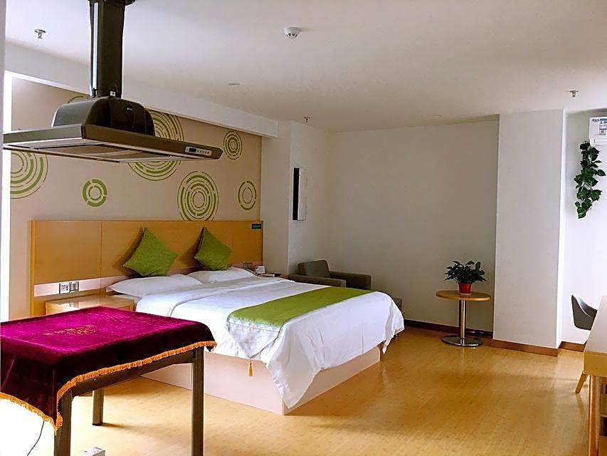 GreenTree Inn Suzhou Tai Lake Xukou Town Government Express Hotel