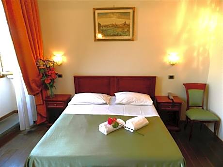 Double or Twin Basic Room